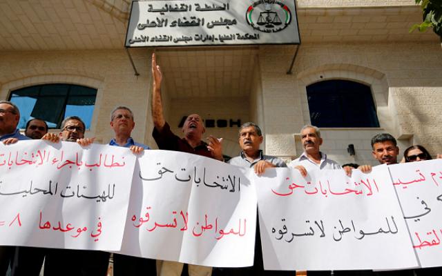 حماس والجهاد وتيار دحلان في تحالف انتخابي لمنافسة فتح