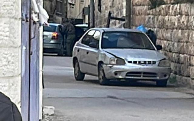 قوة إسرائيلية خاصة تختطف مطارد من رام الله