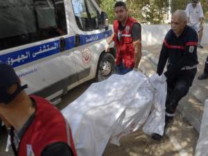 مقتل العشرات في هجوم على فندق بتونس