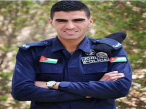 النسور