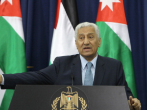 النسور