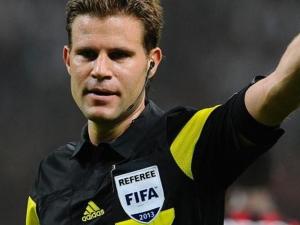 الألماني فليكس يعود للسعودية لقيادة كلاسيكو الأهلي والهلال