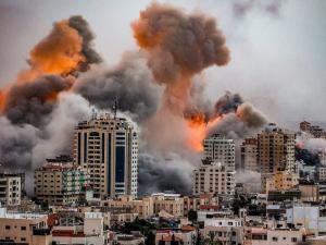 70 شهيدا في القطاع: الاحتلال يوسّع عمليّته بمدينة غزّة ويستهدف الأبراج السكنية