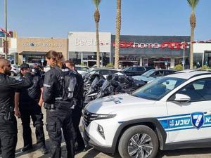 الاحتلال يعلن اعتقال 4 فلسطينيين من النقب بزعم التخطيط لعمليات للمقاومة