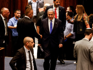 قناة 13: الاحتجاجات على التغييرات القضائية تصل للمكان الأكثر حساسية