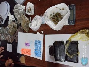 الشرطة: القبض على تاجر مخدرات كبير في ضواحي القدس