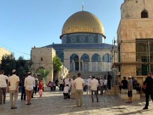 عشرات المستوطنين يقتحمون المسجد الأقصى