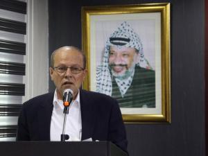 وفاة الوزير قدري أبو بكر بحادث سير جنوبي نابلس