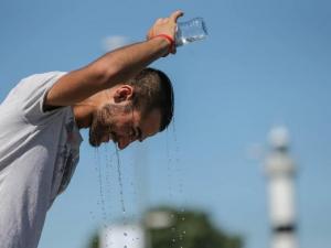 موجة حر تبدأ الأربعاء