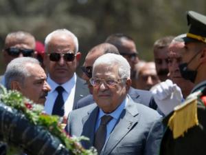 أبو ردينة: الرئيس يولي مخيم جنين اهتماما شديدا مستمرا