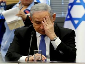إخضاع نتنياهو لفحوصات إضافية وتأجيل جلسة الحكومة للإثنين