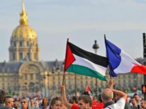 فرنسا تؤكد دعمها لحل الدولتين