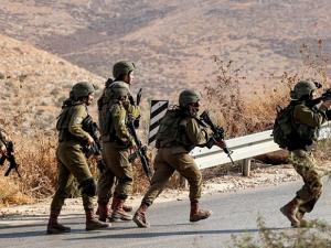 إسرائيل تفرض تعتيما على عملية "تهريب كمية كبيرة من الأسلحة" عبر الحدود الأردنية