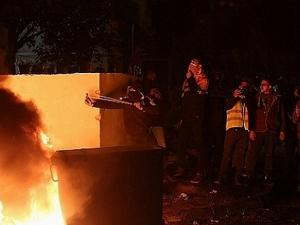 نابلس: عشرات الإصابات بمواجهات مع الاحتلال خلال تأمينه اقتحام المستوطنين لمنطقة قبر يوسف