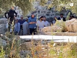 عشرات المستوطنين يقتحمون المسجد الأقصى