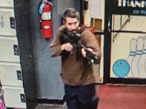 80 قتيلا ومصابا في إطلاق نار جماعي بولاية مين الأميركيّة والمهاجم لا يزال طليقا