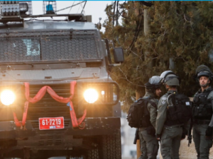 بالأسماء.. الاحتلال يشن حملة اعتقالات واسعة بالضفة تطال 17 مواطنًا