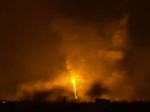 غزة: معارك ضارية في حي الزيتون وجباليا.. 378 جنديا وضابطا قتلوا منذ بدء الحرب