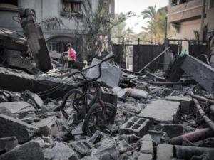 شهداء ومصابون بقصف الاحتلال في أول ساعة عقب انتهاء الهدنة