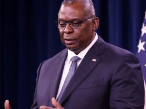 وزير الدفاع الأمريكي: لن نسمح لحركة حماس بالانتصار، ونحذّر إسرائيل من هزيمة استراتيجية