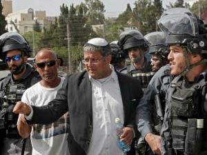 بن غفير يطالب بحلّ مجلس الحرب فوراً.. دعا لإعادة زمام الأمور إلى الحكومة ومنع وقف القتال بغزة