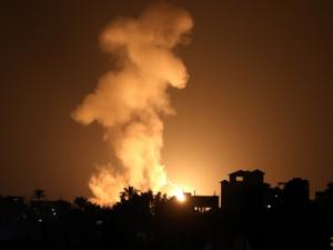 الاحتلال يوسِّع نطاق عملياته في غزة وسط ضغوط دولية لإنجاز هدنة.. ووزير إسرائيلي في واشنطن لبحث مستقبل الحرب