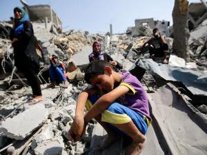 “لا ماء ولا كهرباء حتى عودة الأسرى”.. الاحتلال الإسرائيلي يضع شرطاً لفك الحصار الكامل عن غزة