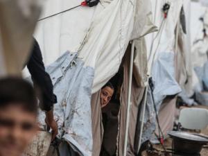 نزوح متواصل للمناطق الأكثر اكتظاظًا وتحذيرات من انتشار الأمراض المعدية في غزة