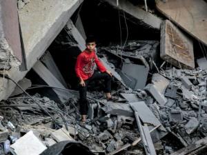 وول ستريت جورنال: القصف الإسرائيلي دمر كافة مقوّمات الحياة في غزة