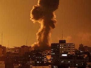 الاحتلال يواصل العدوان وحصيلة الشهداء تصل لـ2228 شهيدًا