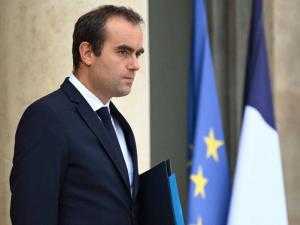 وزير الجيوش الفرنسي: فرنسا تقدم معلومات استخبارية لإسرائيل