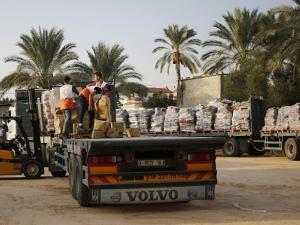 خلاف في الكابينيت حول المساعدات الإنسانية.. نتنياهو: تخدم أهداف الحرب على غزة