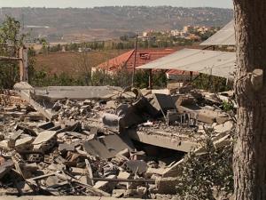 غارة إسرائيلية تستهدف سيارة على طريق بيروت دمشق