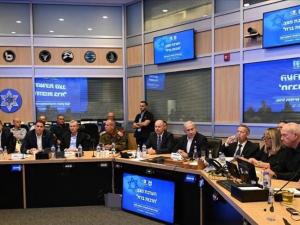 إسرائيل.. "الكابينت" يصادق على بقاء الجيش بمحور فيلادلفيا بغزة