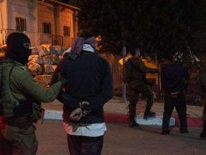 إصابات واعتقالات في اقتحام الاحتلال الضفة الغربية