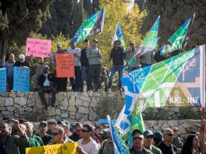 لماذا ألغت كندا الإعفاء الضريبي للصندوق القومي اليهودي؟