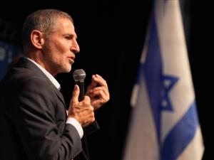 رئيس حزب العمل الإسرائيلي: ما زال هناك 120 "مختطفا" في غزة