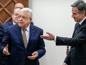 عباس يبحث مع بلينكن تعزيز العلاقات وعضوية الأمم المتحدة والمستجدات الفلسطينية