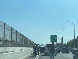 الإعلام العبري: السيارة التي عثر عليها قرب الرملة مفخخة ومجهزة لعملية فدائية