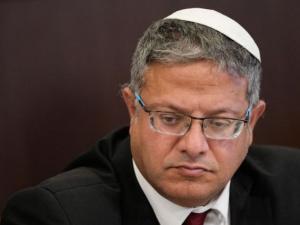 بن غفير يمدد قرار منع زيارات الأسرى لشهر إضافي