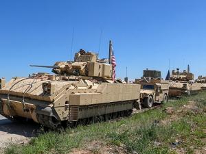 إصابة جنود أميركيين بهجوم بمسيرة بسورية