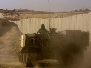 اجتماع عربي إسلامي أوروبي يدعو إسرائيل للانسحاب من قطاع غزة.. اتفقوا على عقد مؤتمر دولي للسلام بأقرب وقت 