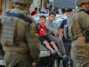 الضفة تحت النار: اعتقالات وتصاعد هجمات المستوطنين