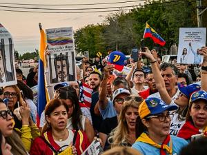 مادورو يدفع ببراءته أمام محكمة في نيويورك: أنا أسير حرب