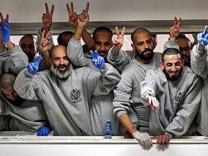 تقرير حقوقي: اتباع نمط خطير من العنف الجنسي في مراكز الاحتجاز والسجون الإسرائيلية