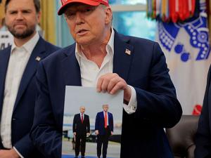 بوتين يُكذّب ترامب بشأن الانضمام لـ"مجلس السلام": "ندرس الدعوة"