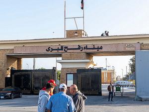 مكتب نتنياهو يقول إن إسرائيل ستفتح معبر رفح حال استعادة جثة الأسير الإسرائيليّ الأخير