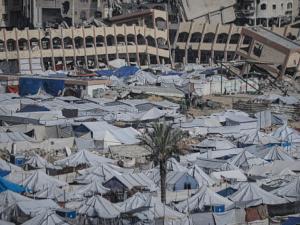 الحرب على غزة | فتح محدود لمعبر رفح والاحتلال يواصل خروقاته