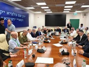 الكابينيت الإسرائيلي يقر قرارات لتوسيع الاستيطان بالضفة