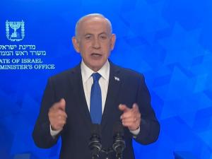 نتنياهو: لدينا الكثير من المفاجآت لزعزعة النظام الإيراني ونواصل الحرب بكل قوة